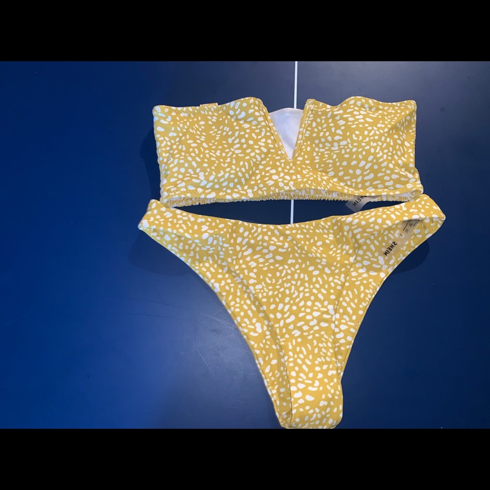 Swim suit